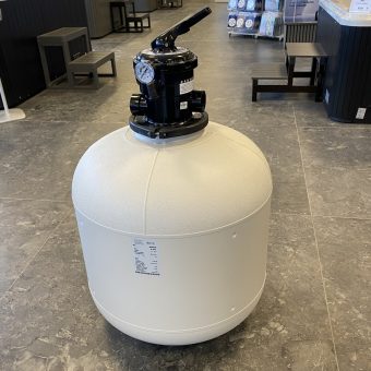 Visningsexemplar Sandfilter Astral Skypool 600 snett ovanifrån (1)